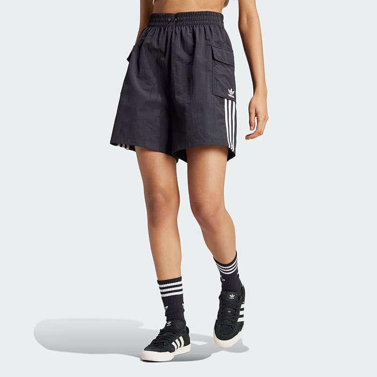 Шорты adidas Adicolor Cargo Shorts - изображение 4