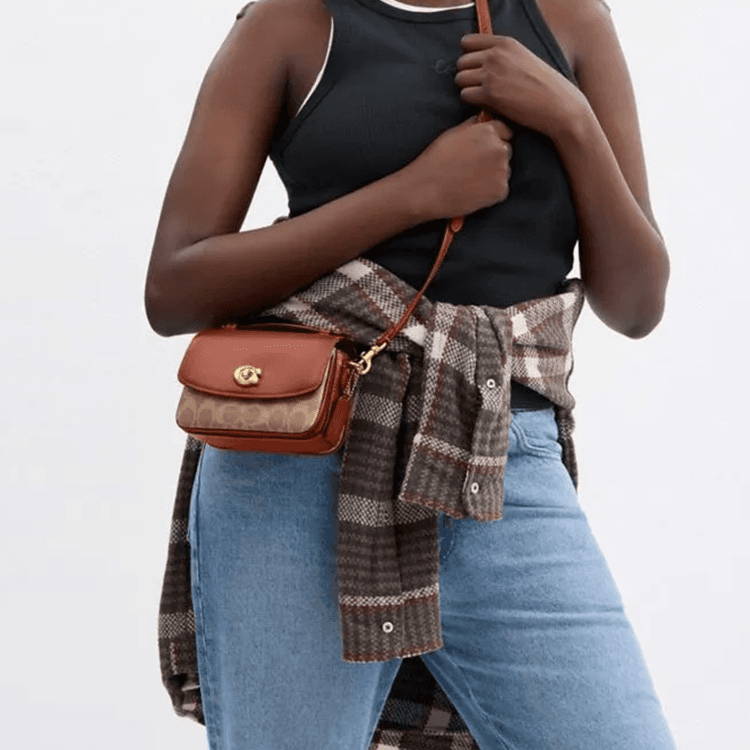 Сумка COACH Cassie 17 - изображение 5