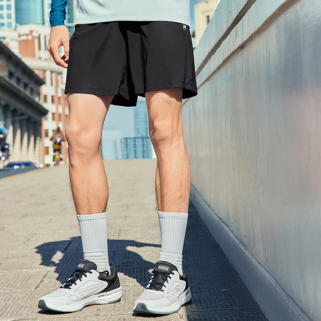 Тренировочные штаны Skechers - изображение 4