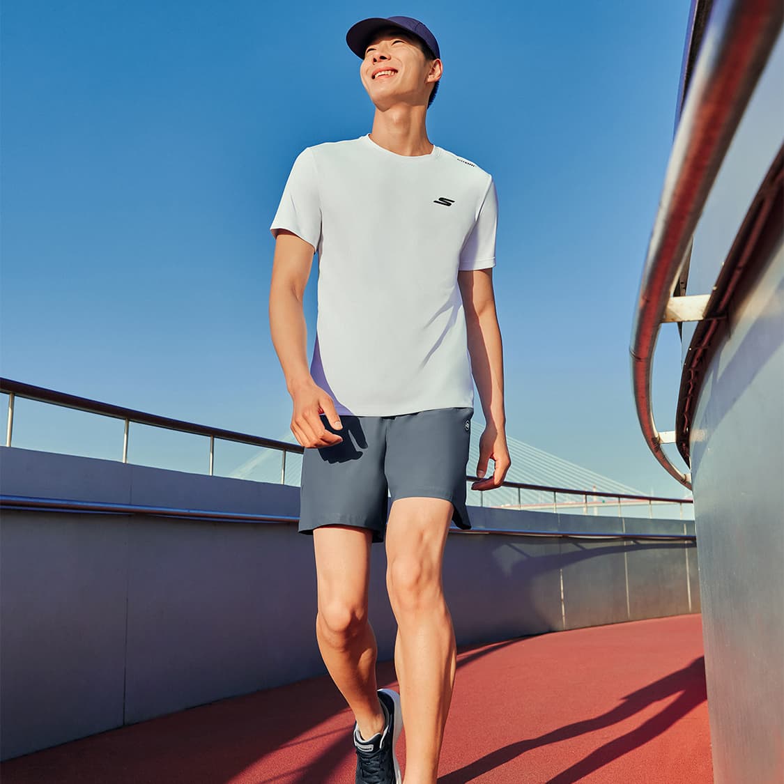 Тренировочные штаны Skechers - изображение 4