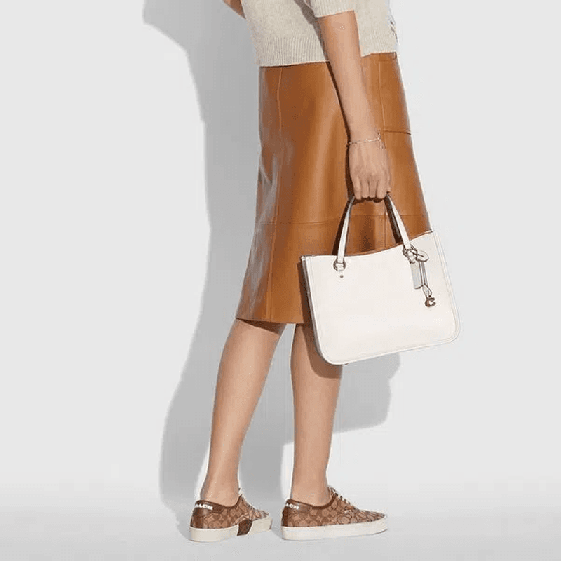Сумка COACH Tyler 28 White - изображение 6