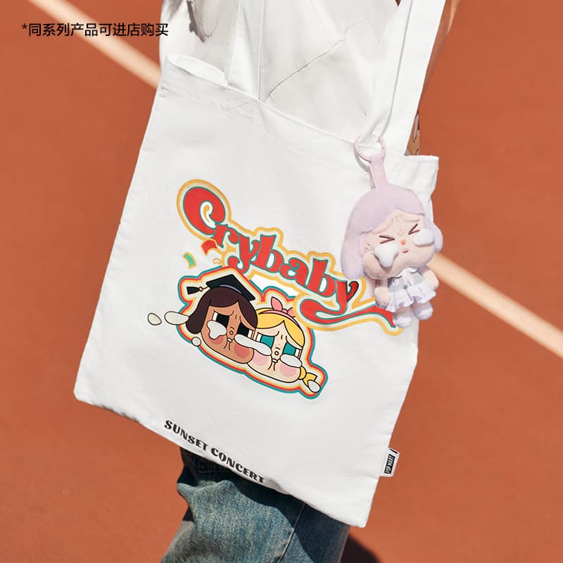 POP MART CRYBABY 55.5cm - изображение 5