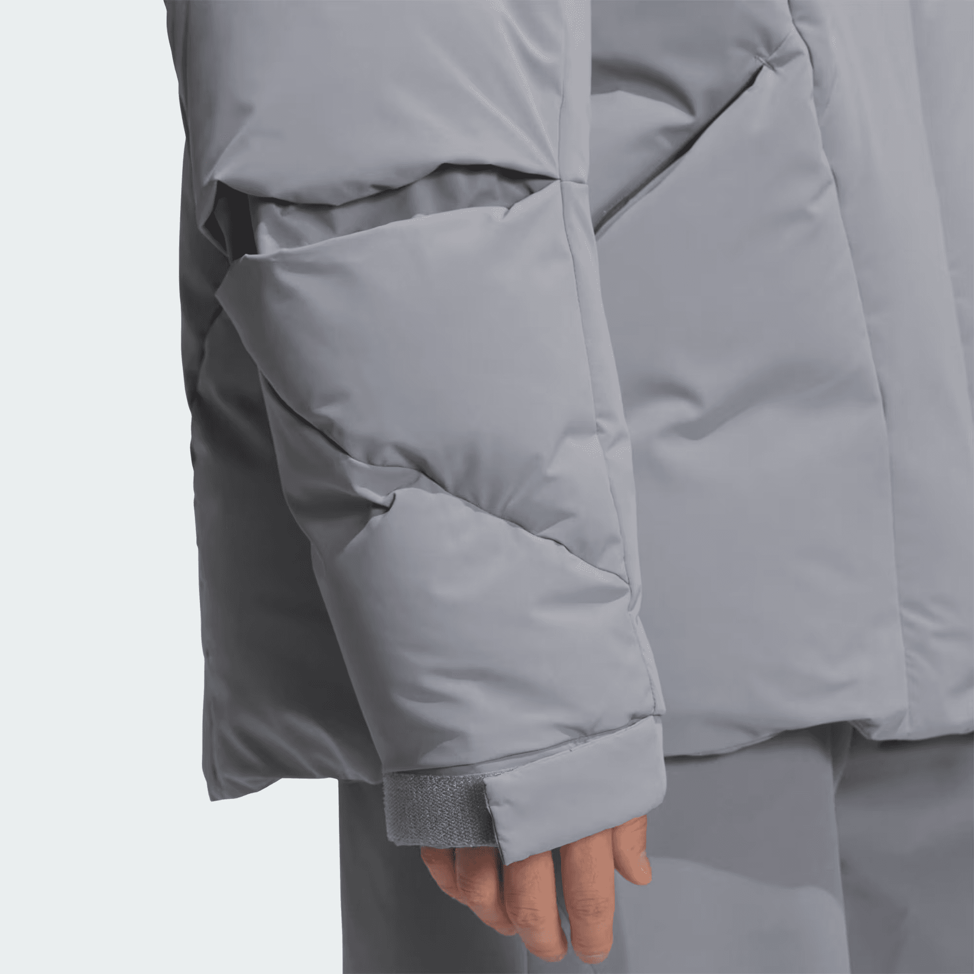 Зимняя куртка adidas FOS FUTURE STYLE DOWN JACKET 600 - изображение 4