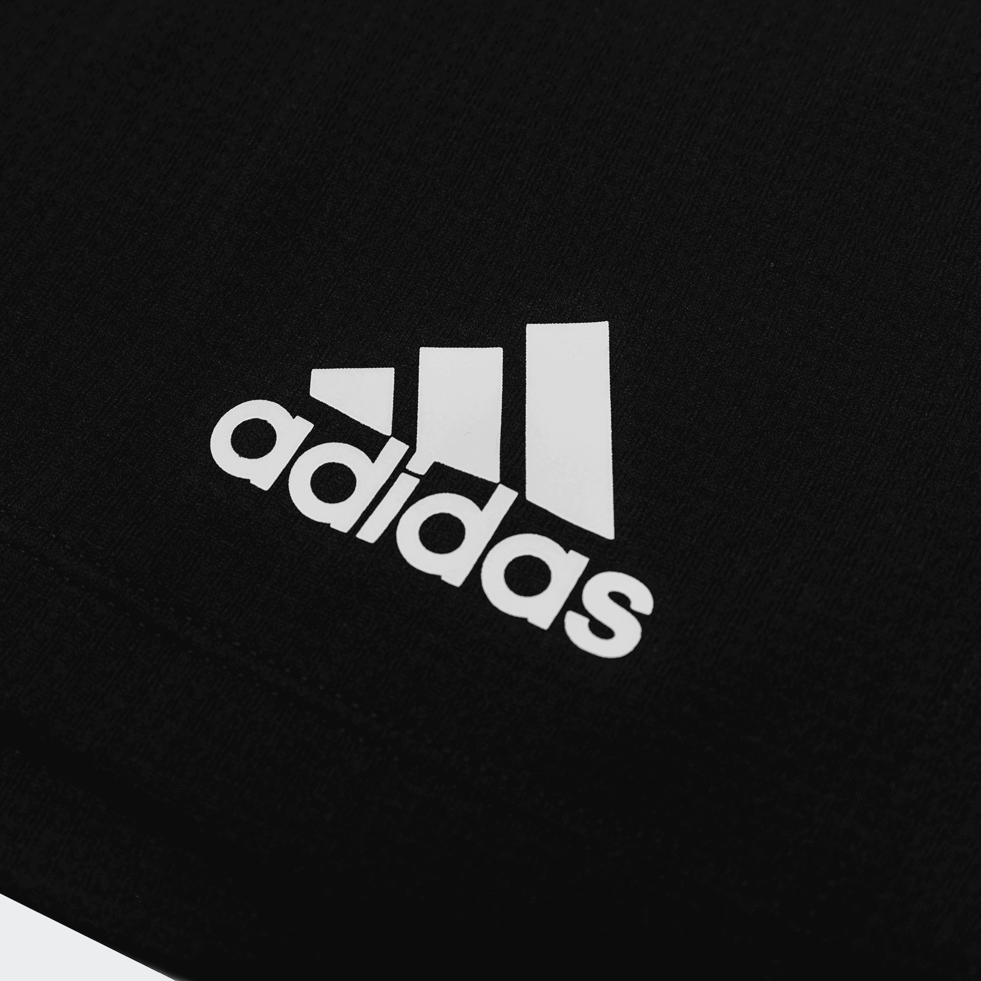 Тренировочные штаны adidas M Tech Short - изображение 4