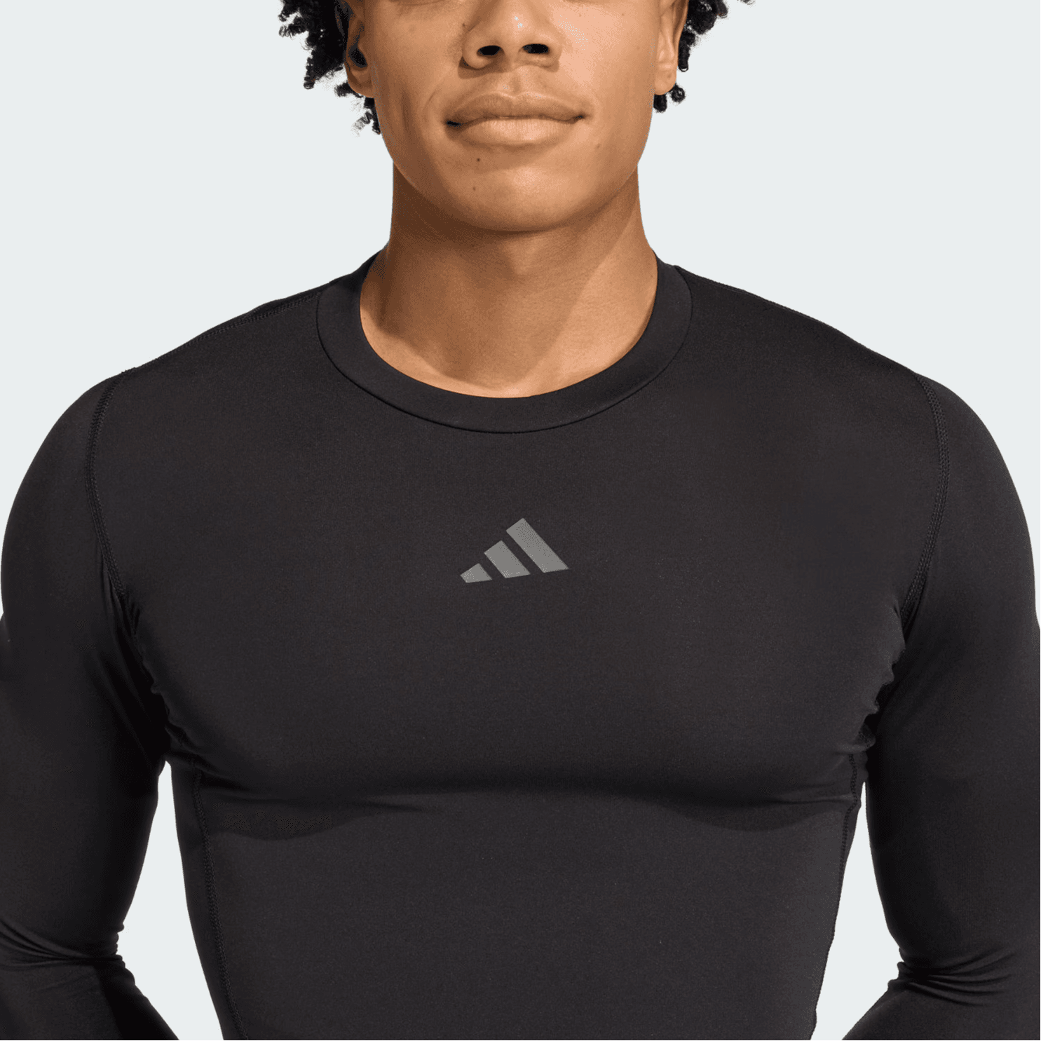 Спортивный костюм adidas Techfit Excitement Top - изображение 4
