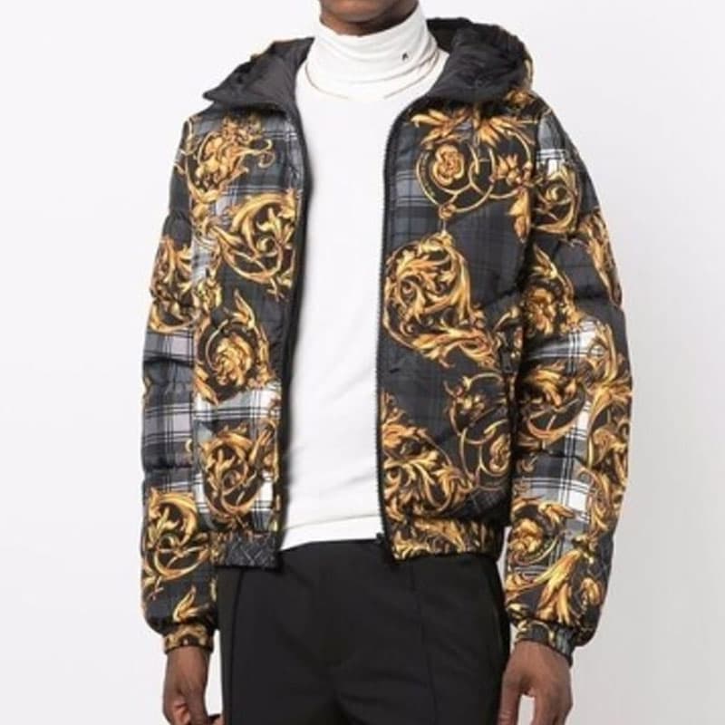 Зимняя куртка Versace Baroque Print Reversible Puffer Jacket - изображение 6