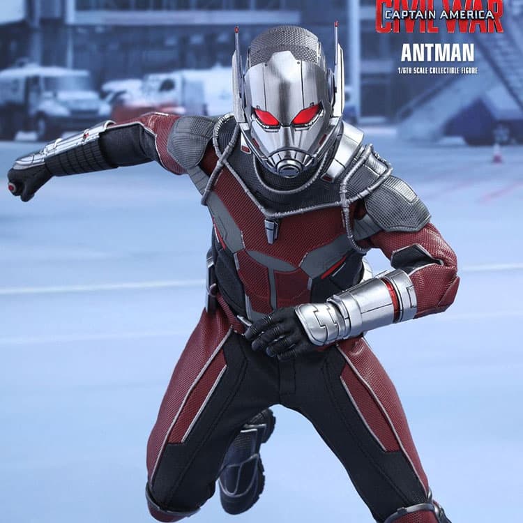 Фигурка Hot Toys 3 2.0 16 30cm - изображение 4