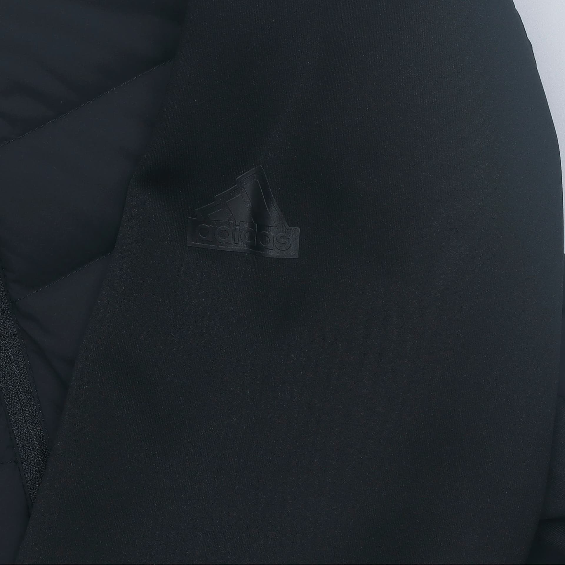 Зимняя куртка adidas 650 - изображение 8
