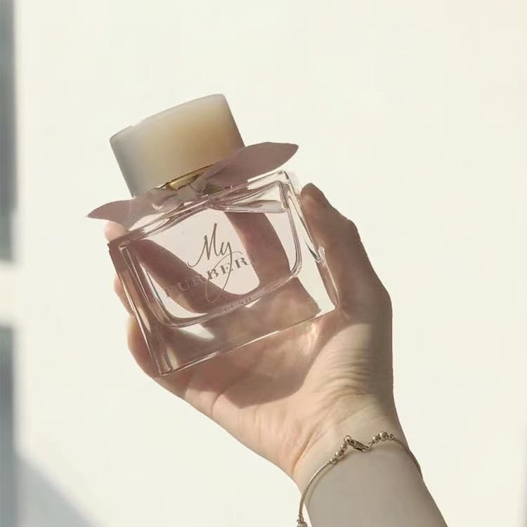 Парфюм Burberry - изображение 6
