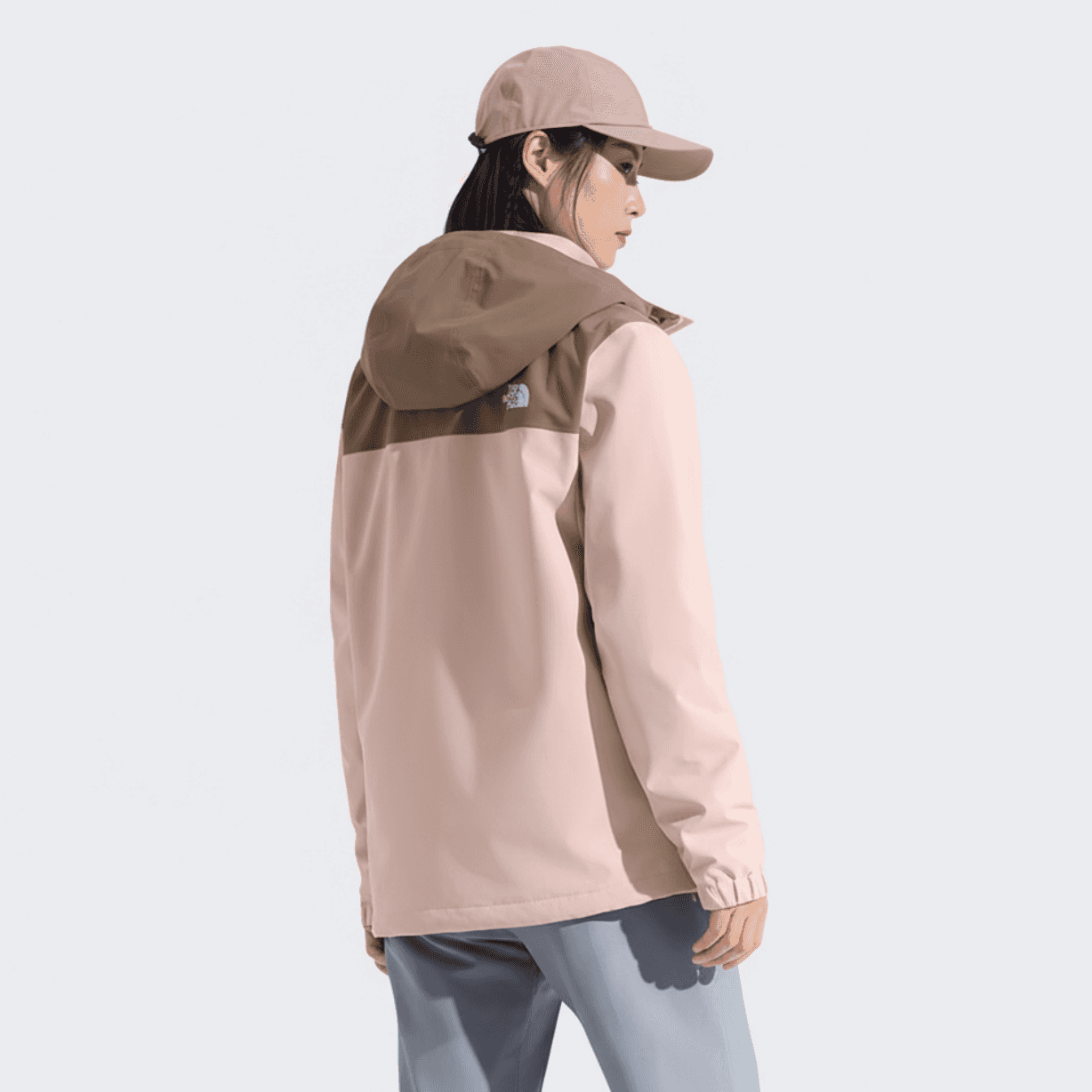 Демисезонная куртка THE NORTH FACE DRYVENT - изображение 5