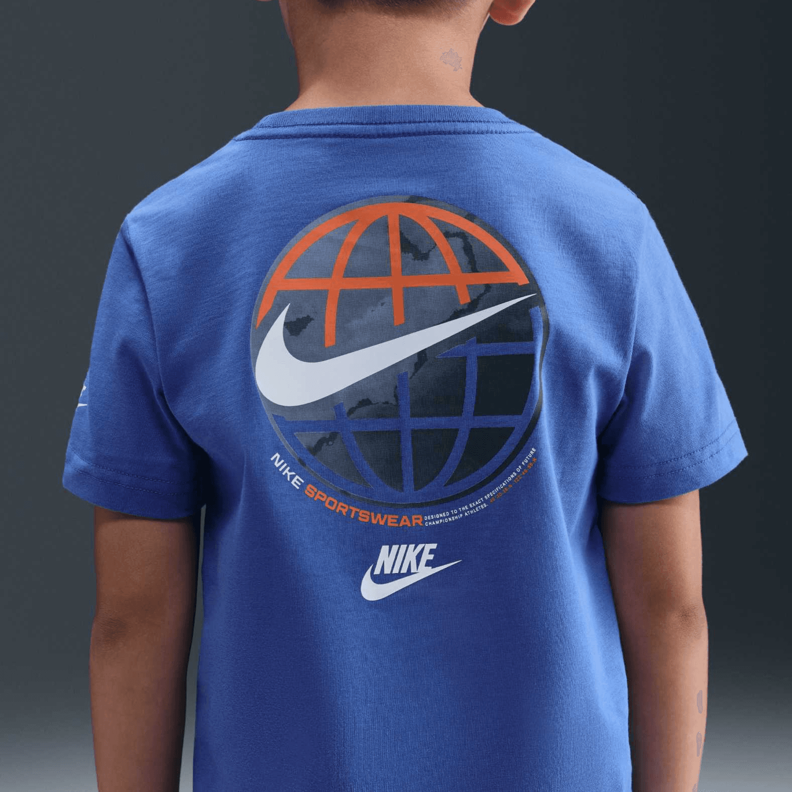 Футболка NikeTSPORTSWEAR - изображение 3