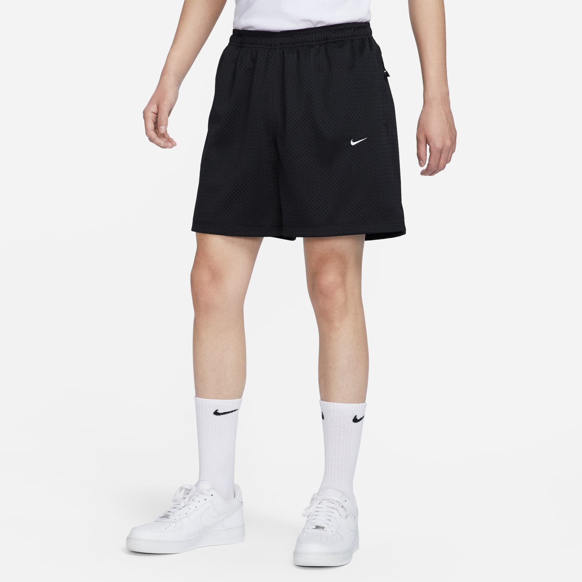 Тренировочные штаны Nike Sportswear Swoosh Black Shorts - изображение 4