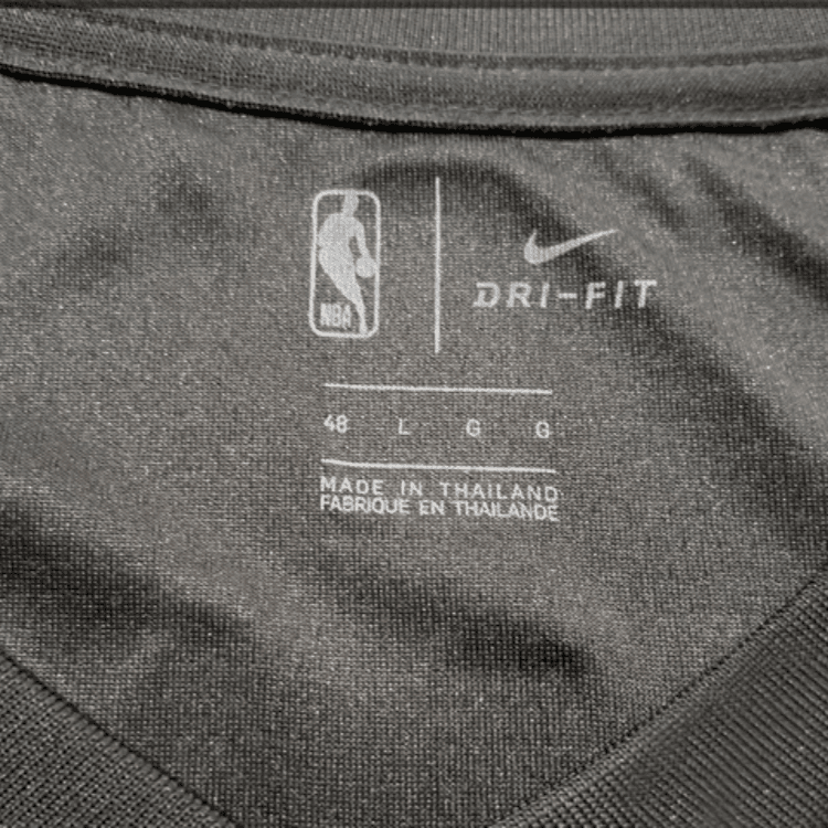 Баскетбольная майка Nike NBA 2 SW - изображение 3
