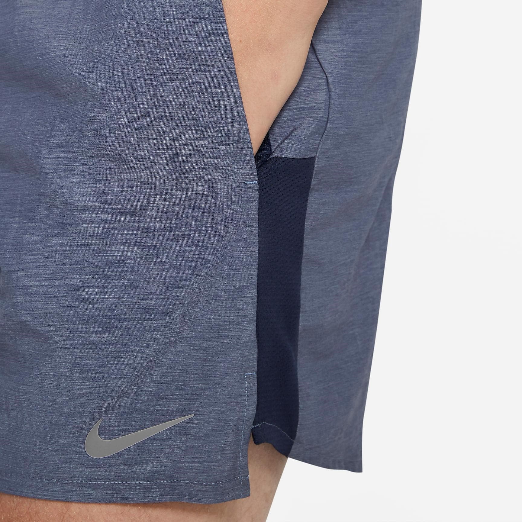 Тренировочные штаны Nike Challenger Logo - изображение 4
